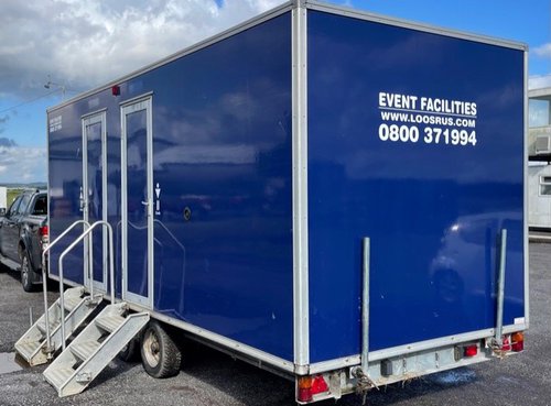 Mobile toilet trailer Mobile toilet trailer