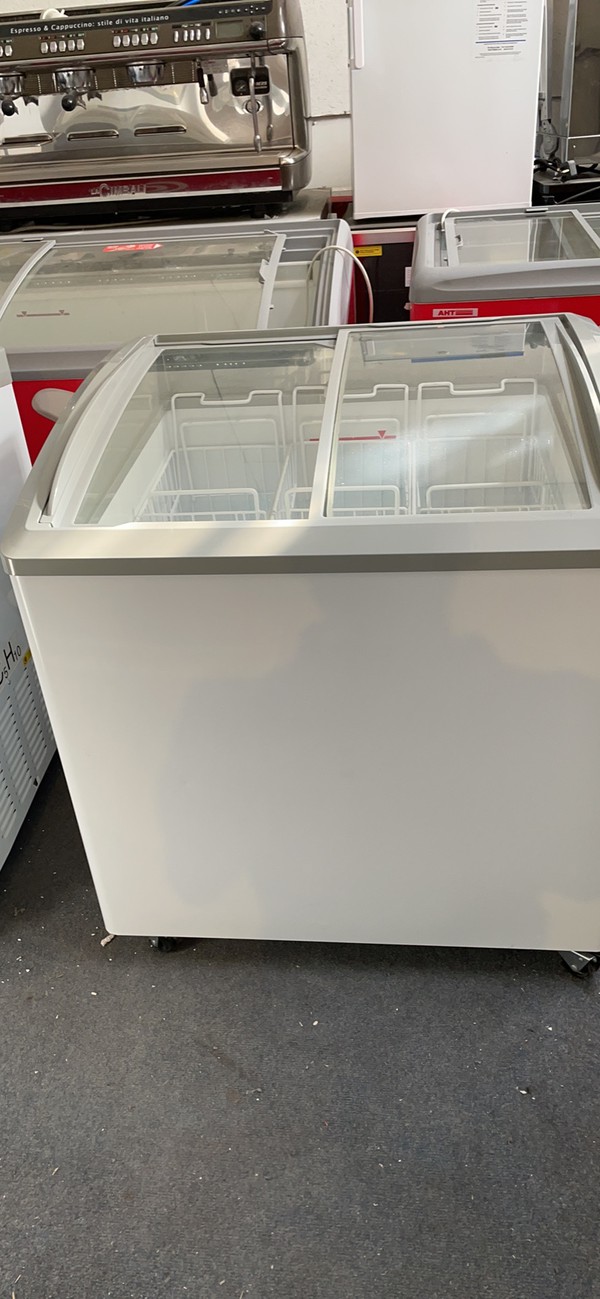 Secondhand Slimline Ice Cream Display Freezer For Sale