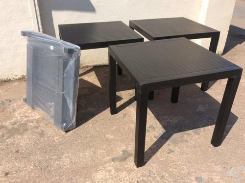 Plain Black Square Plastic Outdoor Tables (CODE OF 357) Plain Black Square Plastic Outdoor Tables (CODE OF 357)