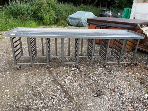Stainless Steel Table with Space for 35 Full Gastro Trays For Sale Stainless Steel Table with Space for 35 Full Gastro Trays For Sale