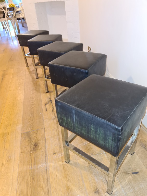 MODERN BLACK AND CHROME STOOLS FOR TABLE USE