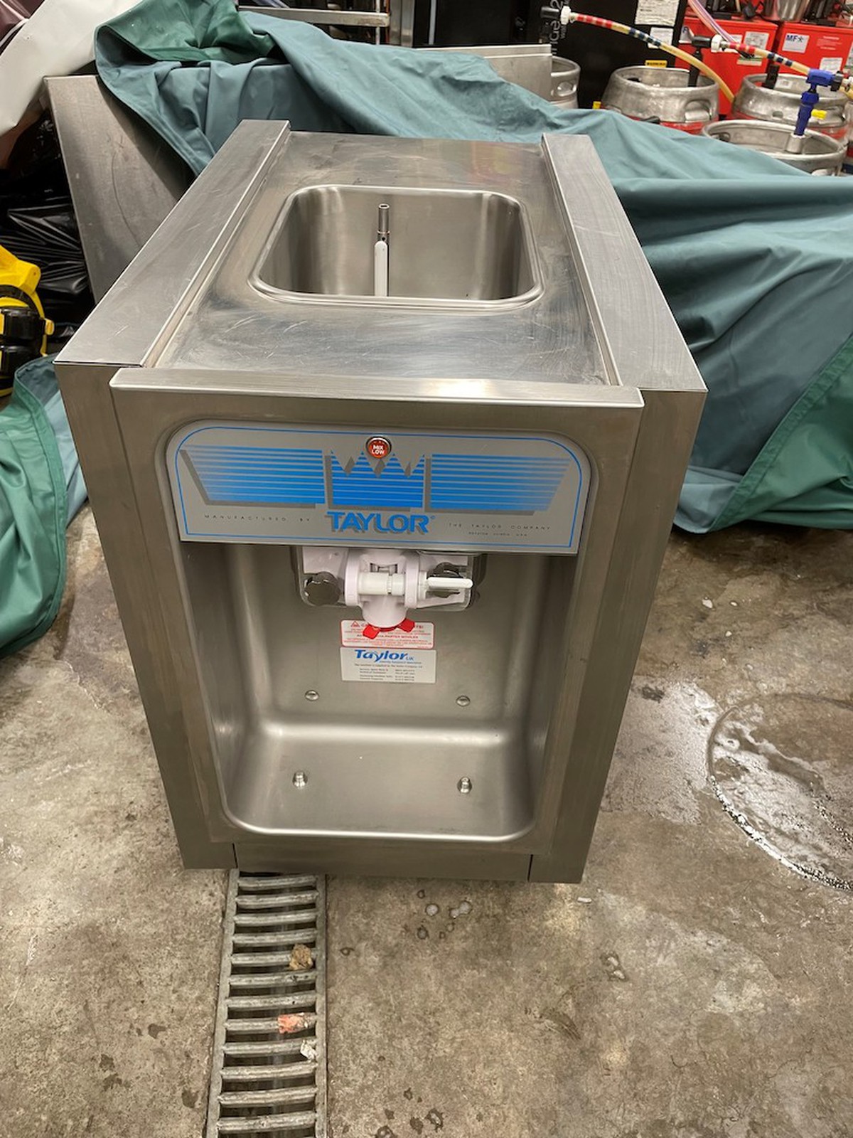 Used taylor soft discount serve ice cream machine