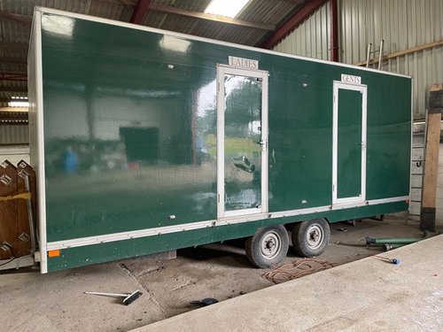 3 + 2 toilet trailer 3 + 2 toilet trailer