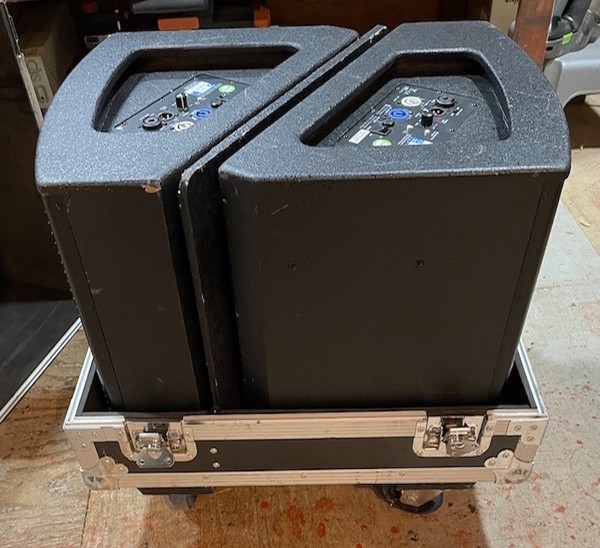 2 DAP Audio M12 Active Monitors with Flight Case