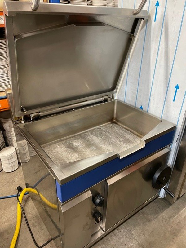 Blue Seal Gas bratt pan for sale