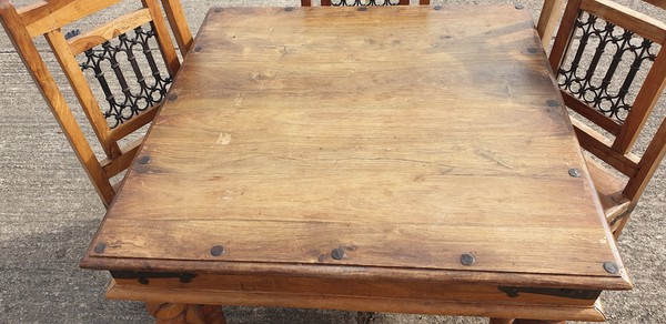 Rustic Java hardwood tables with chairs