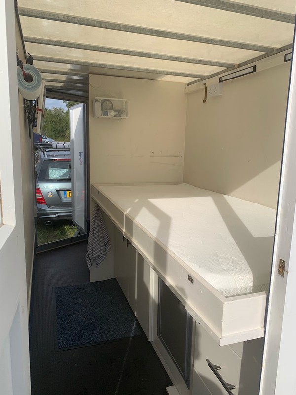 Ifor Williams BV 105 Trailer / Camper with pull down bed
