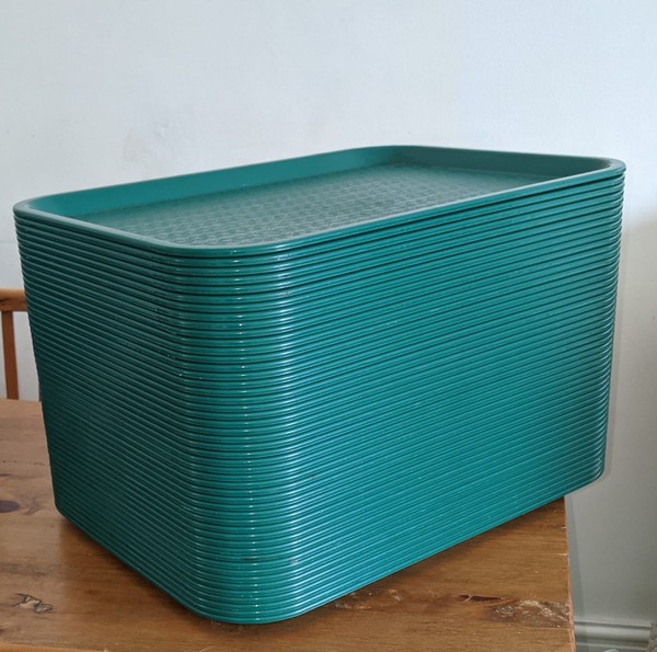 48x green service trays for sale