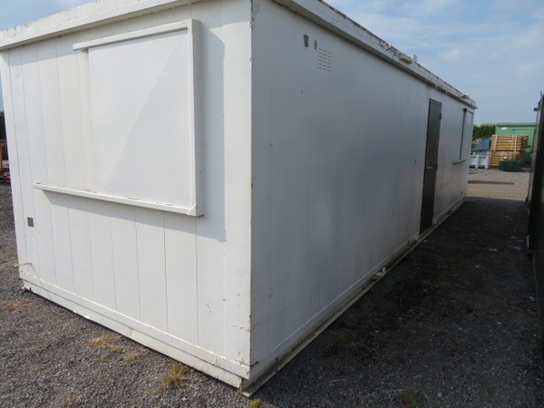 Portable office building