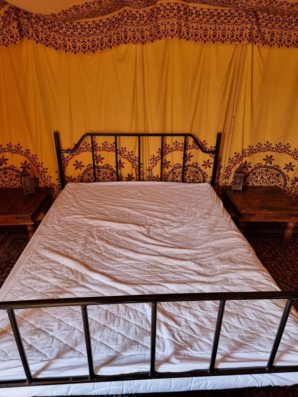Metal framed king size bed