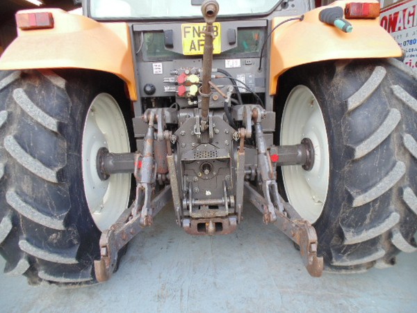 Used Renault tractor
