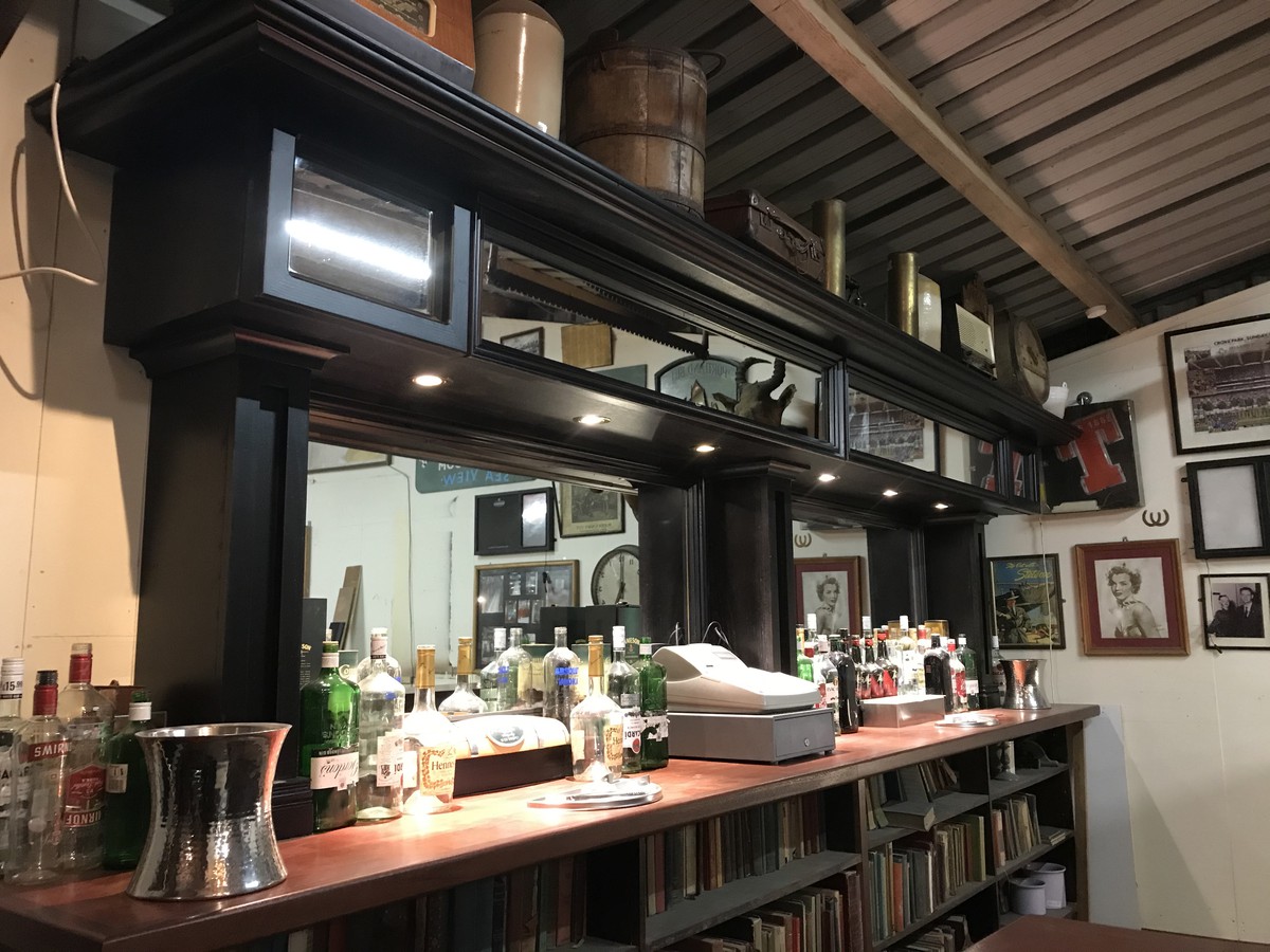 Secondhand Chairs and Tables Bar Units Bar Counter Pub Restaurant