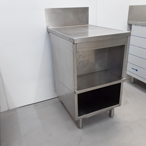 Cabinet stand for kitchen equipment