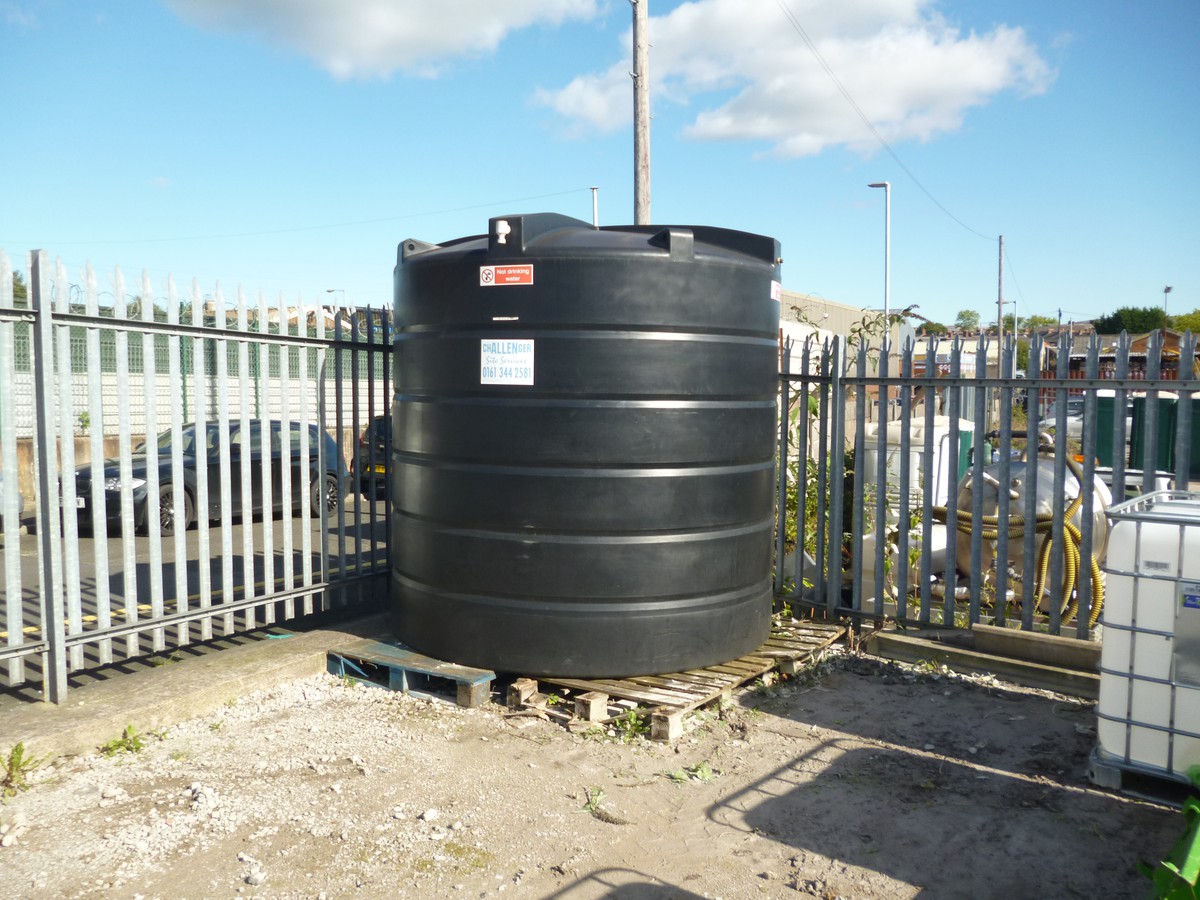 Secondhand Farm Equipment Water Bowsers and Tankers Enduramaxx