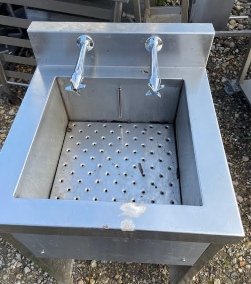 Ice well sink for sale Ice well sink for sale