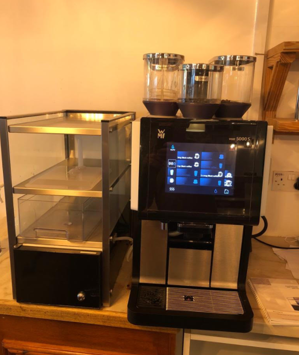 Secondhand Catering Equipment Bean To Cup Coffee Machines Bean To