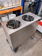 Hot plate lowering cupboard