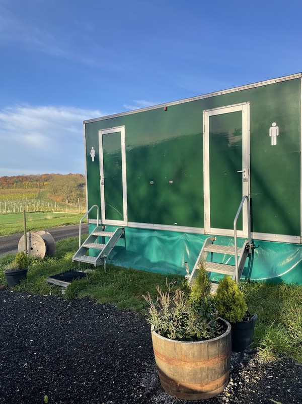 Buy Green 2+1 luxury toilet trailer unit