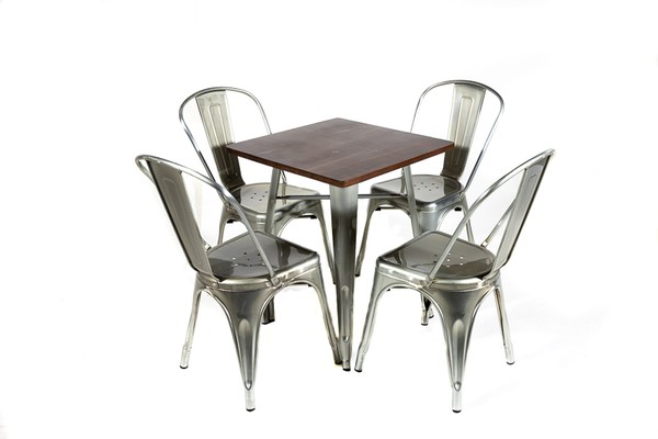 Galvanised Tolix table and chairs