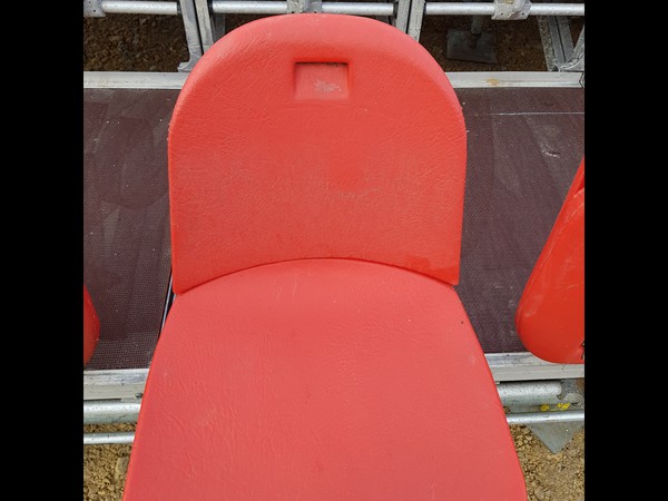 Folding grandstand seat