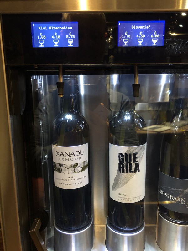Automatic wine by the glass machine