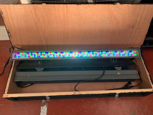 1m LED Batten Uplights 1m LED Batten Uplights