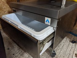 Catering refrigeration drawer