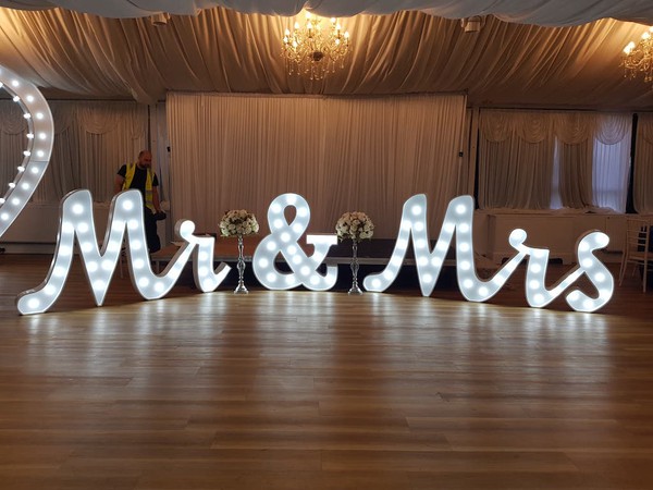 MR & MRS light up display