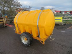 Water bowser for dust suppression
