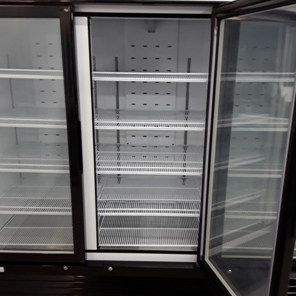 Interlevin display fridge