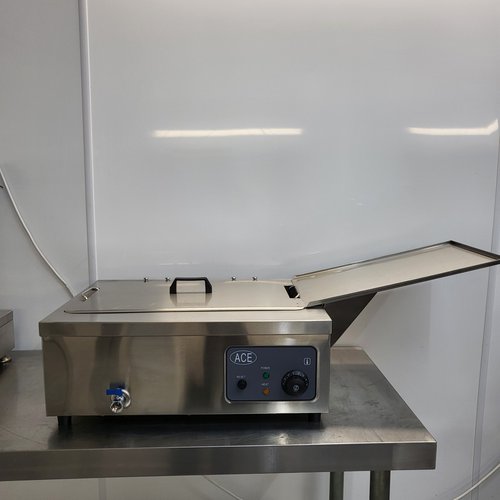 Brand New ACE  Doughnut / Fish Fryer (30142) Brand New ACE  Doughnut / Fish Fryer (30142)
