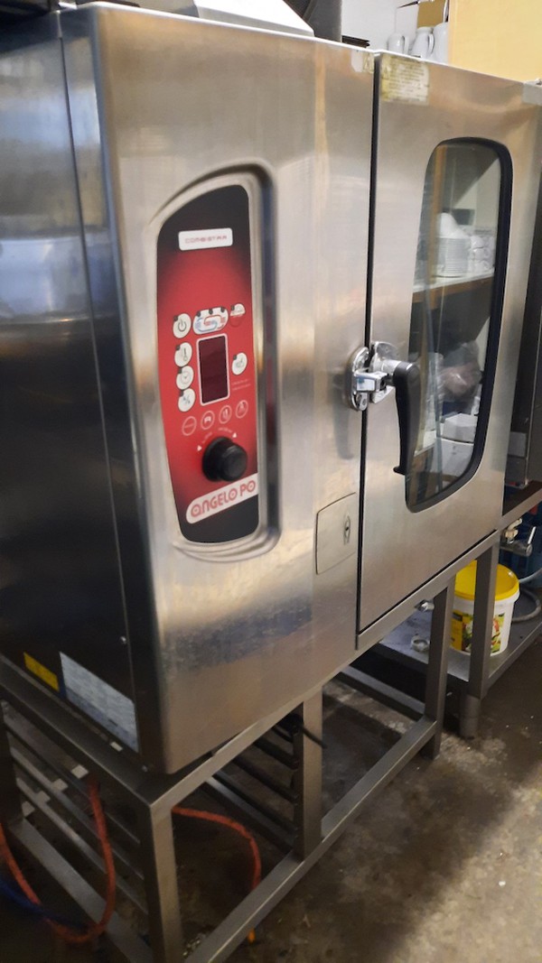 Ex Hire Commercial Oven
