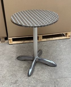Round Ali Table for outside