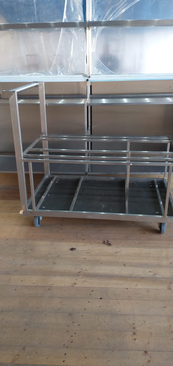 Trolley for bar counter