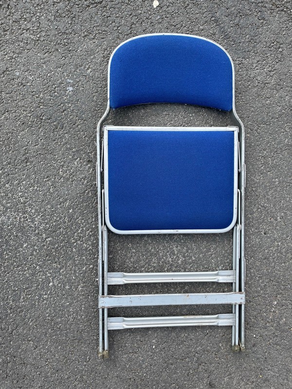 Secondhand Sandler Seating Audience Folding Chair