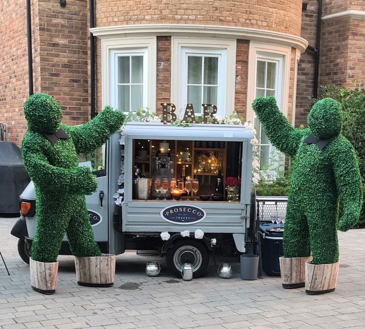 Secondhand Catering Equipment Catering Trailers / Trucks And Mobile