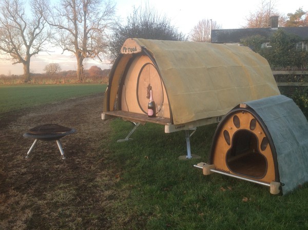 Secondhand Cosy Cocoons Glamping Pods For Sale