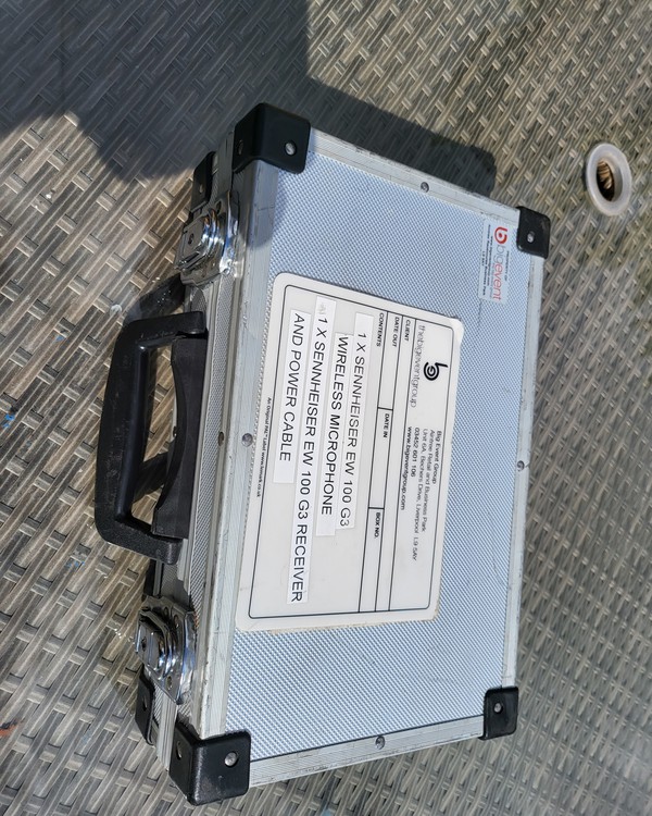 Secondhand Used Sennheiser EW 100 G3-1G8 Bodypack Set Lapel Mic and Receiver