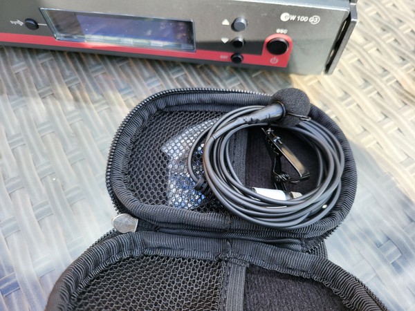 Sennheiser EW 100 G3-1G8 Bodypack Set Lapel Mic and Receiver