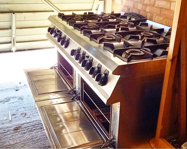 8 Burner Olis Range cooker for sale
