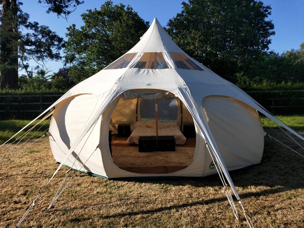 Secondhand Luxury 3 Bathroom Trailer, a 5m Stargazer and 2 x 4m Lotus Belle Tents For Sale
