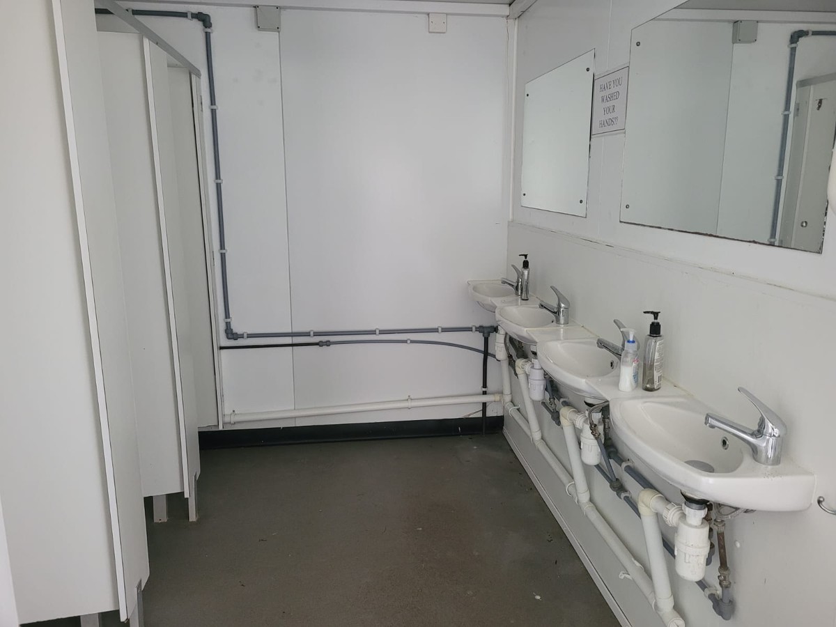 Secondhand Toilet Units Shower Units Toilet Shower Block 3 2