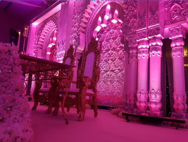 30ft backdrop with arches and pillars