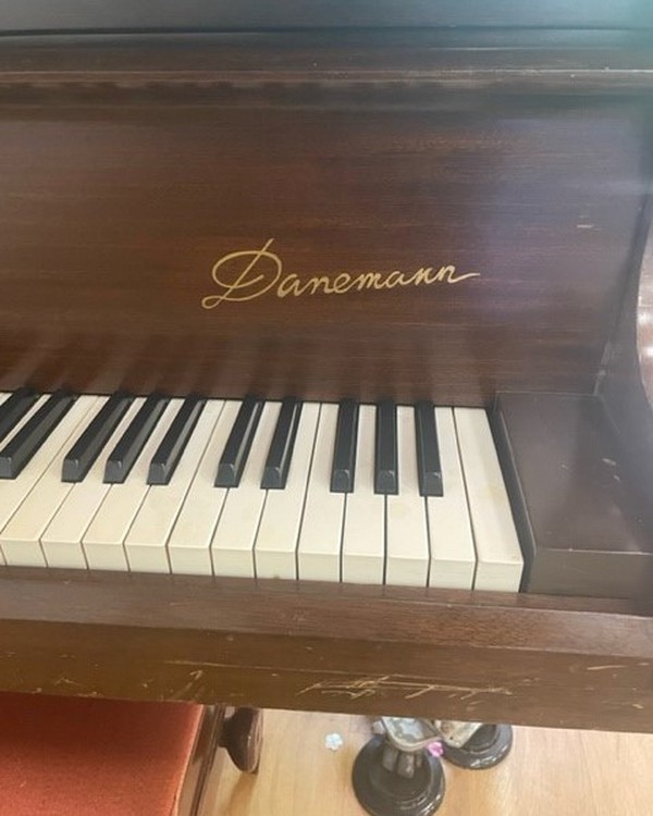 Danemann Baby Grand Piano