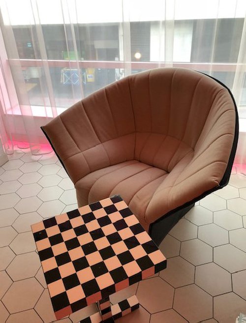 Secondhand Fan Upholstered Chair For Sale Secondhand Fan Upholstered Chair For Sale
