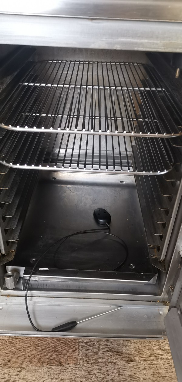 Secondhand cook and hold oven for sale