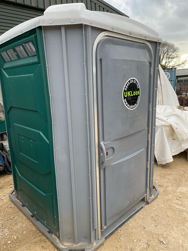 Buy Used Polyjohn Accessible Hot Shot Showers