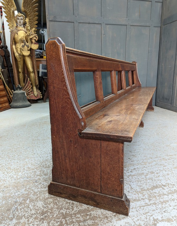 Secondhand chapel pews