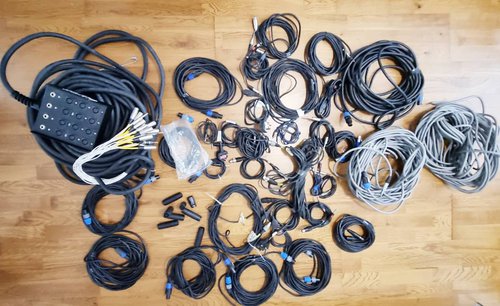 Audio / speaker cables Audio / speaker cables