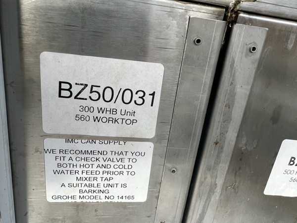 BZ50/031 WHB unit and 560 worktop